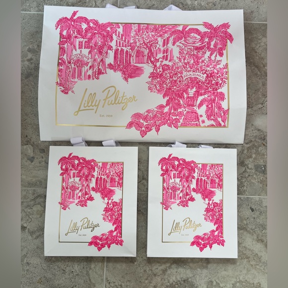 New Lilly Pulitzer Gift Bag Set - Picture 4 of 6